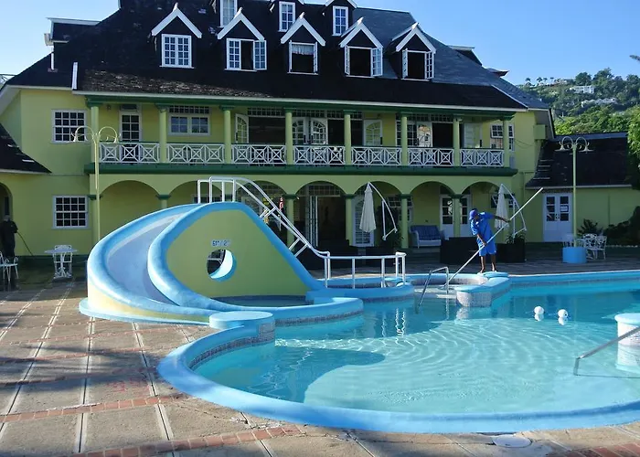 Hotel 9 Ocho Rios